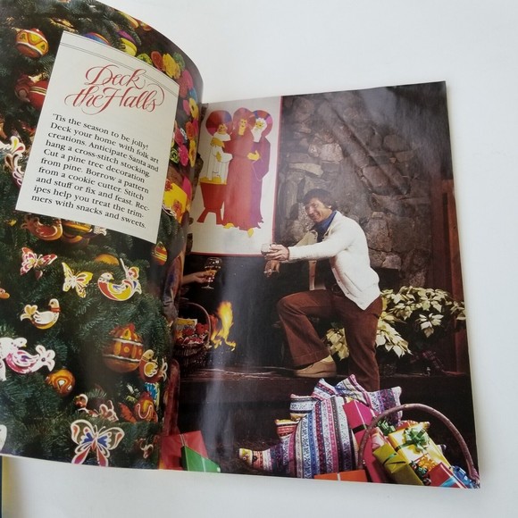 4/$25 Beautiful Holiday Ideas AVON Products Vintage 80s Crafts Recipes DIY Book - Picture 7 of 12